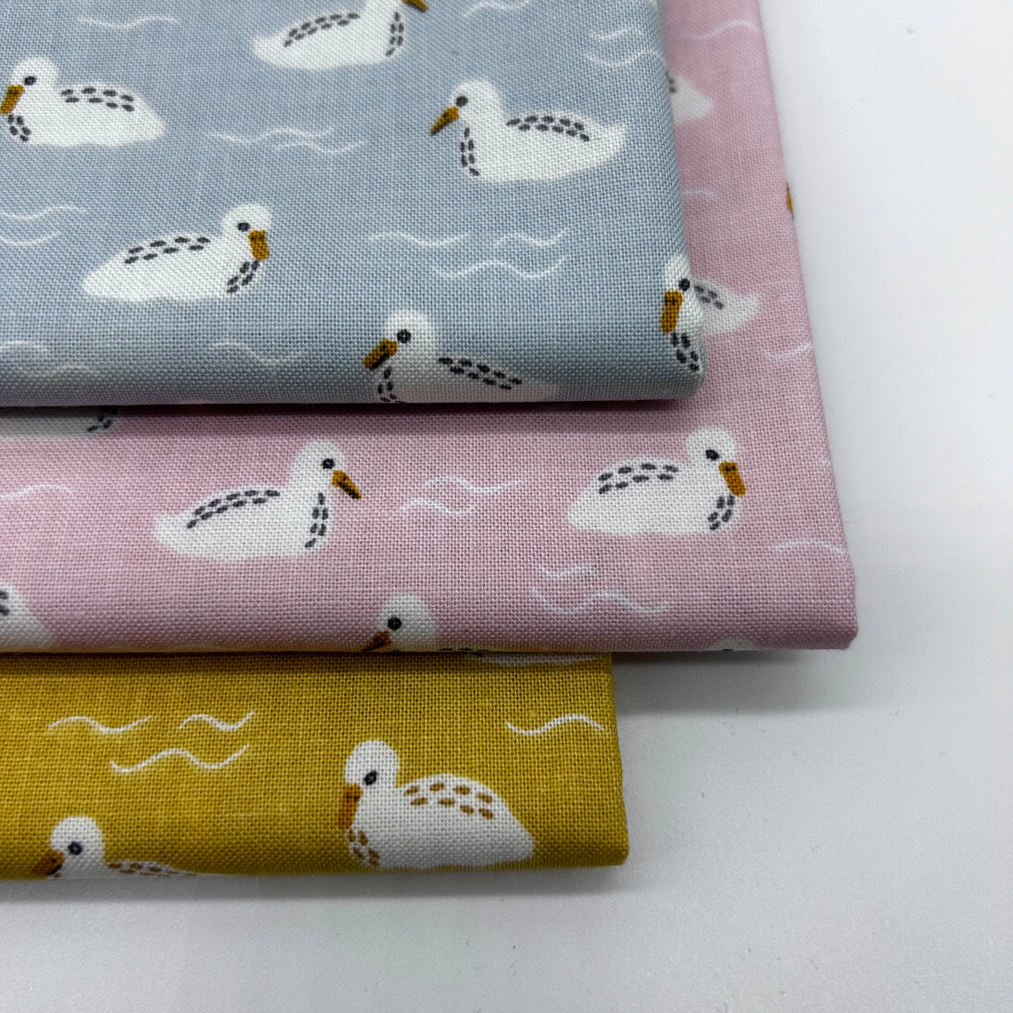 Baby Swans Fat Quarter Bundle