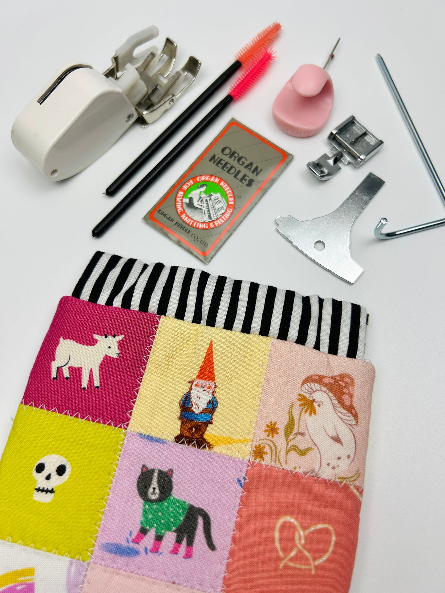 Fussy Cut Pinch Pouch PDF Sewing Pattern