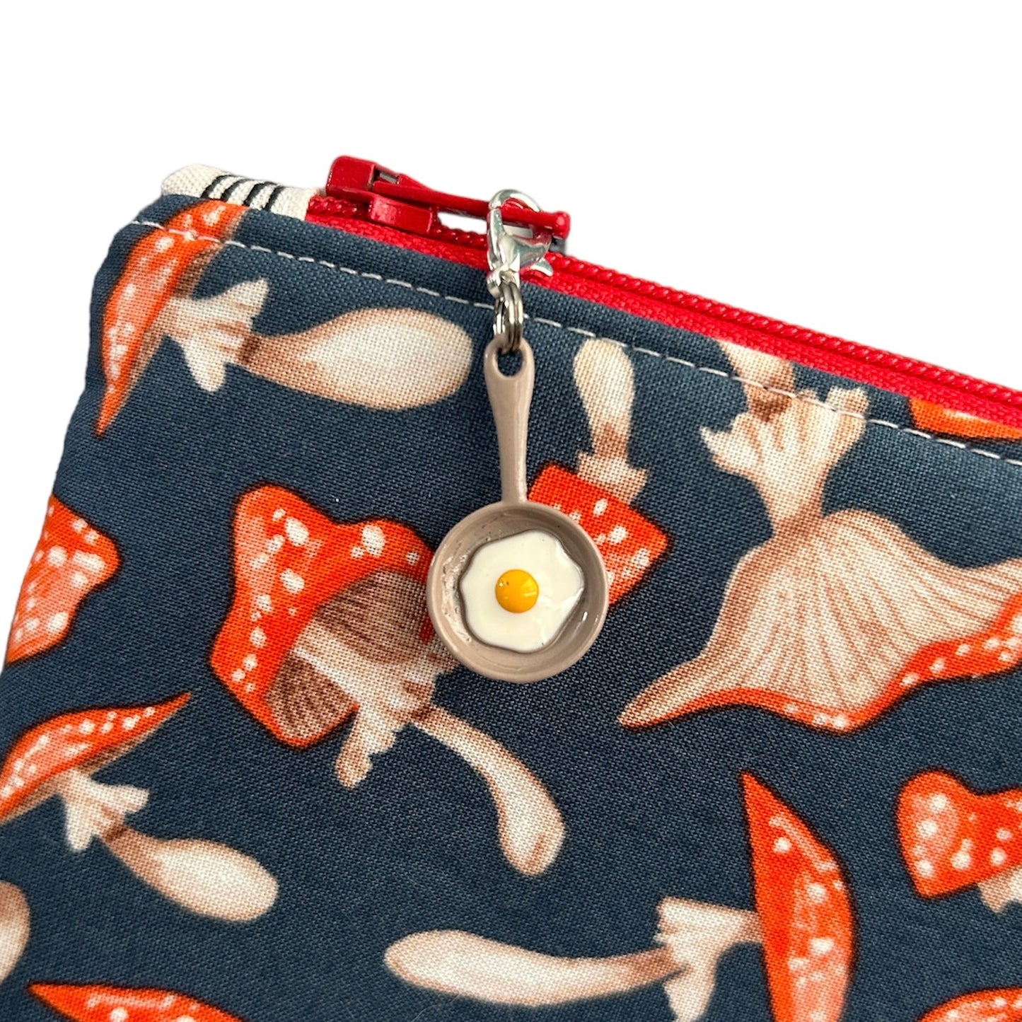 Fried Egg in a Pan Zipper Charm