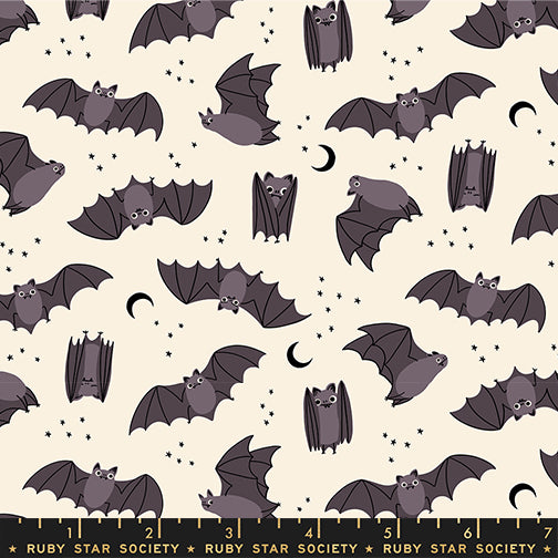 Freaky Familiars Fat Bats Natural