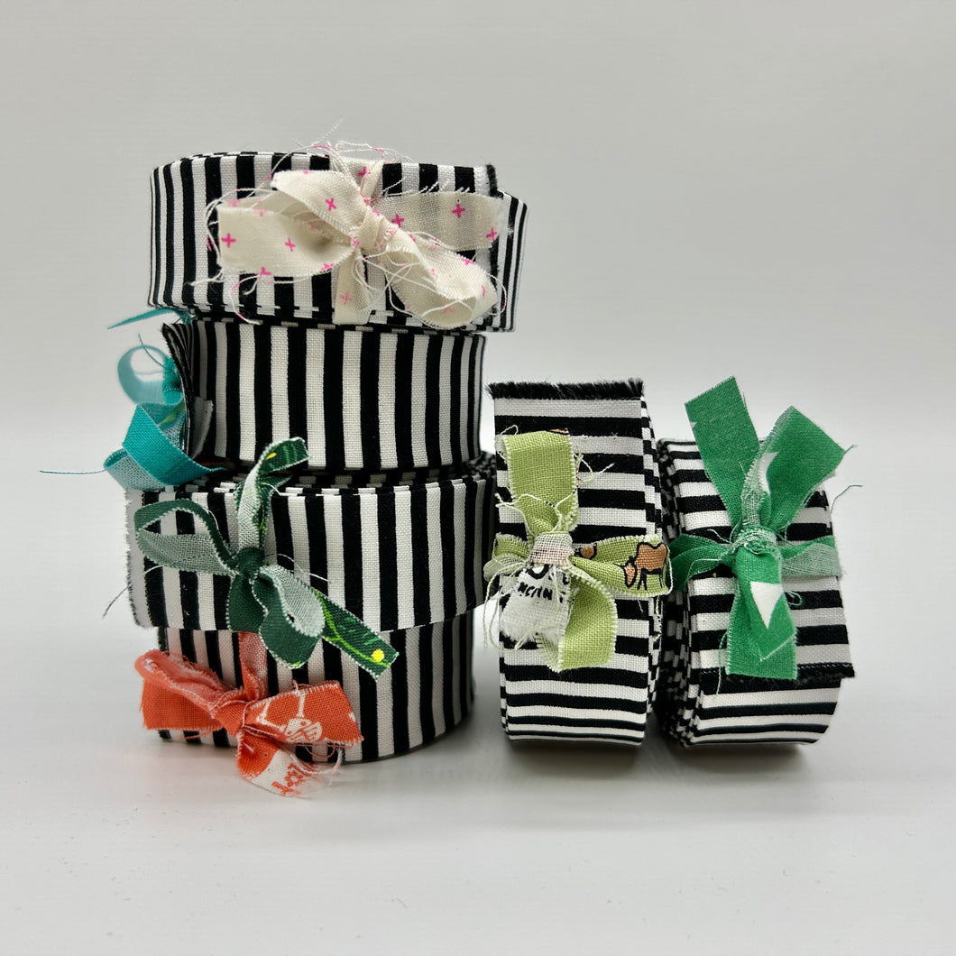 Black & White Striped Quilt Binding (Double Fold)