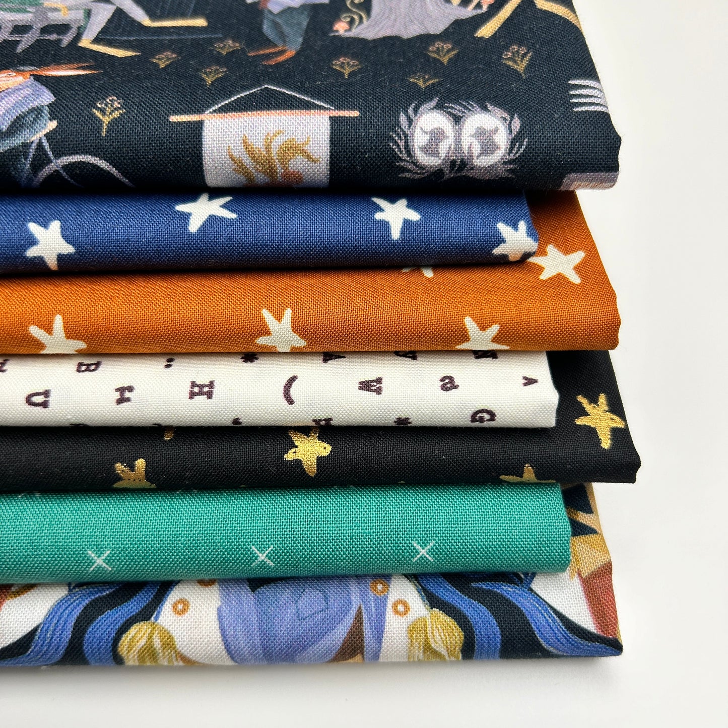 Dapper Fat Quarter Bundle