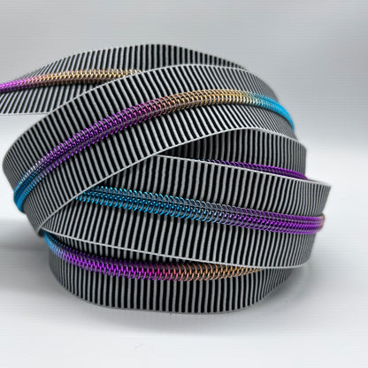 Black & White Striped Nylon #5 Zipper Tape