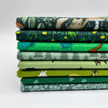 Load image into Gallery viewer, Green Fat Quarter Bundle
