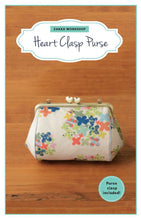 Load image into Gallery viewer, Heart Clasp Purse Pattern Including Hardware
