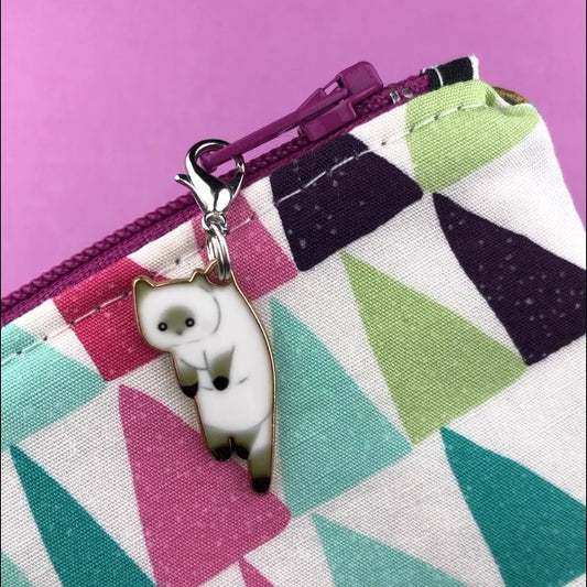 Hanging Cat Zipper Charm