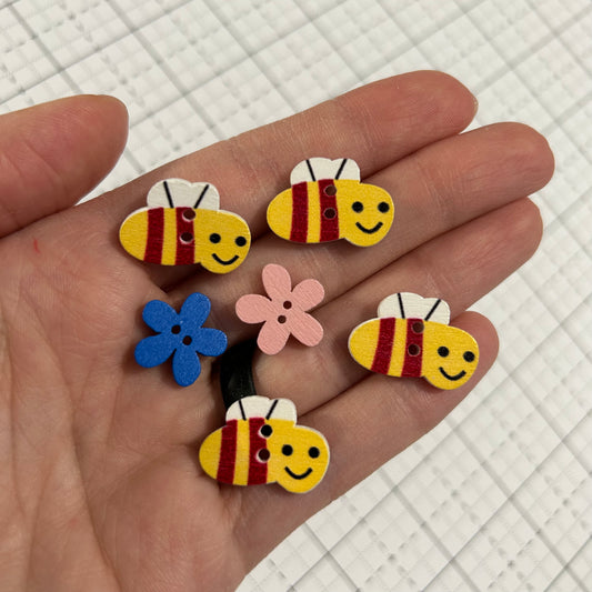 Bee Button Pack